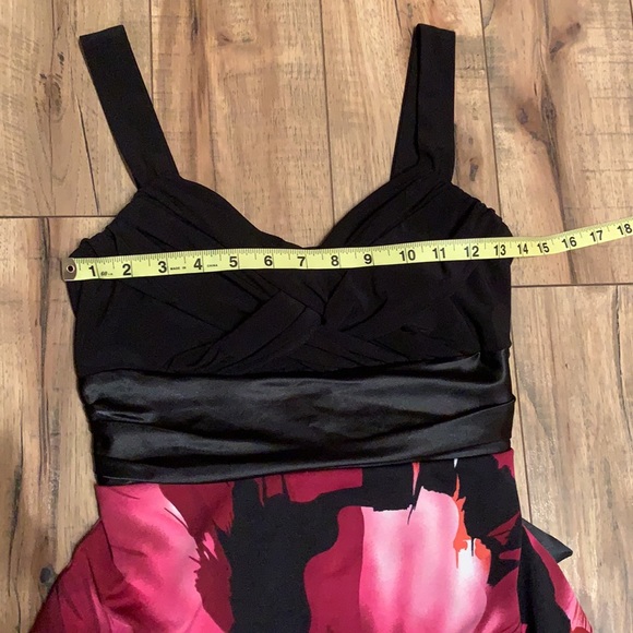 COPY - 🌹HOST PICK 🌹✨Jolie Floral evening dress 6p - Picture 6 of 16